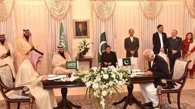 Pakistan is pressurized by Saudi Arabia into skipping Malaysia summit 