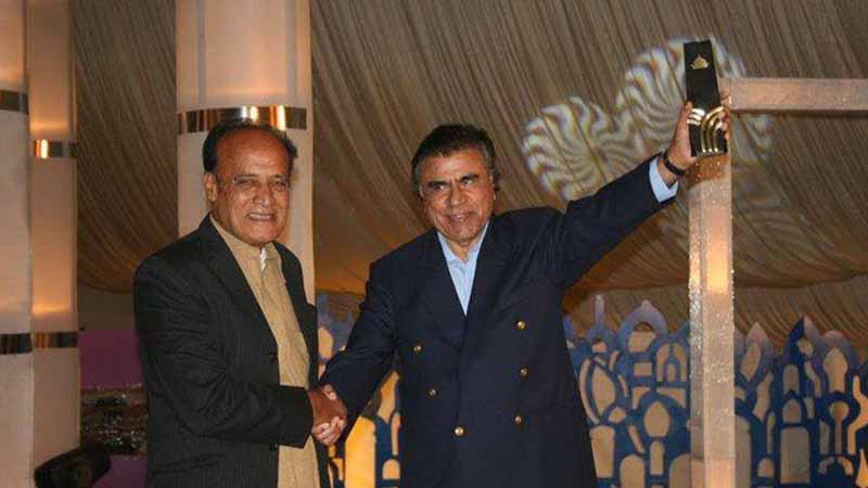 Tariq Aziz got the PTV award