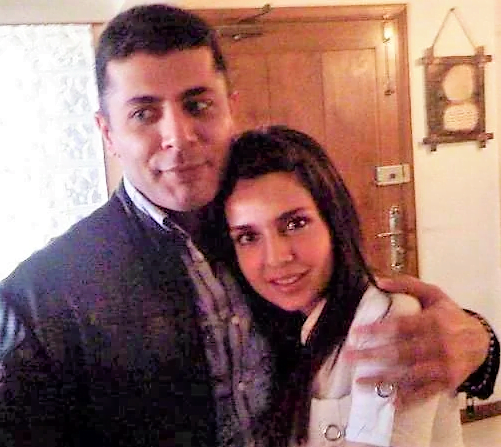 Mahnoor Baloch et Her Husband Without Makeup Photographie