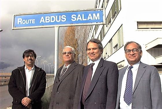 Visit of Dr. Ishfaq Ahmad, Chairman of the Pakistan Atomic Energy Commission, and Mr Muhammad Afzal, Minister (Technical Affairs), Pakistan Mission